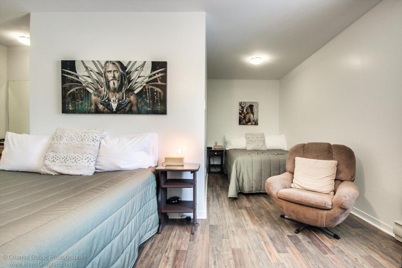Auberge Motel Drakkar ชาวินิแกน ภายนอก รูปภาพ